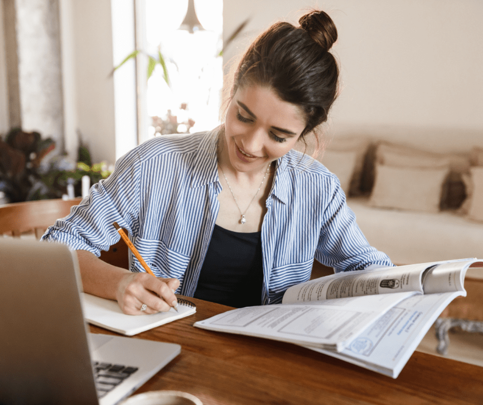 scrivanie per studio e ufficio