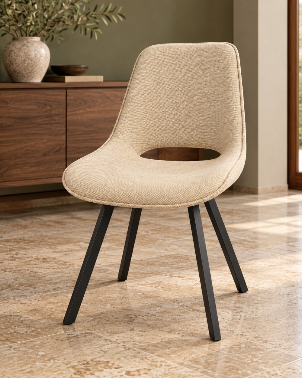 Sedia Venezia in tessuto beige